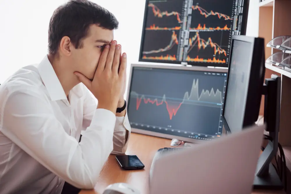 Understanding Emotional Responses in Swing Trading.webp